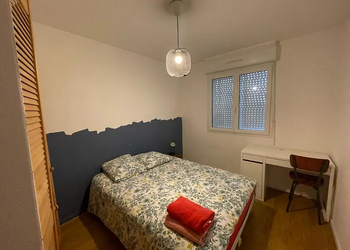 Spacieux. P Gratuit.plage A 13 Min Apartment Brest