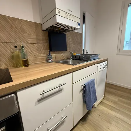 Spacieux. P Gratuit.plage A 13 Min * Brest