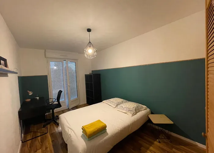 Appartement Spacieux. P Gratuit.plage à 13 Min Brest