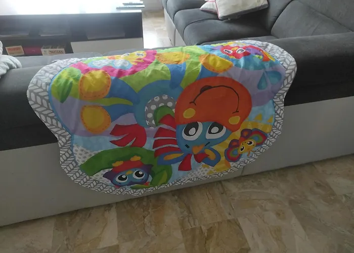 Spacieux. P Gratuit.plage à 13 Min Appartement *